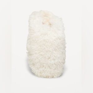 Old Navy Fuzzy Slippers